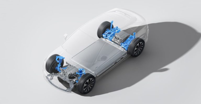 تتميز سيارة BYD SEALION 7 بنظام تعليق أمامي مزدوج الأذرع وخلفي متعدد الوصلات، بالإضافة إلى ممتصات صدمات FSD (التخميد الانتقائي للتردد). يتكيف هذا النظام المتطور مع ظروف الطريق المختلفة لتوفير قيادة سلسة وثابتة.