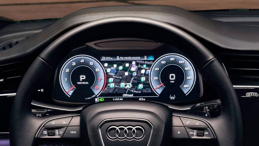 As a customizable digital instrument cluster, Audi virtual cockpit plus presents key information right in your field of view on a stunning, 12.3` HD display. Includes three display modes.